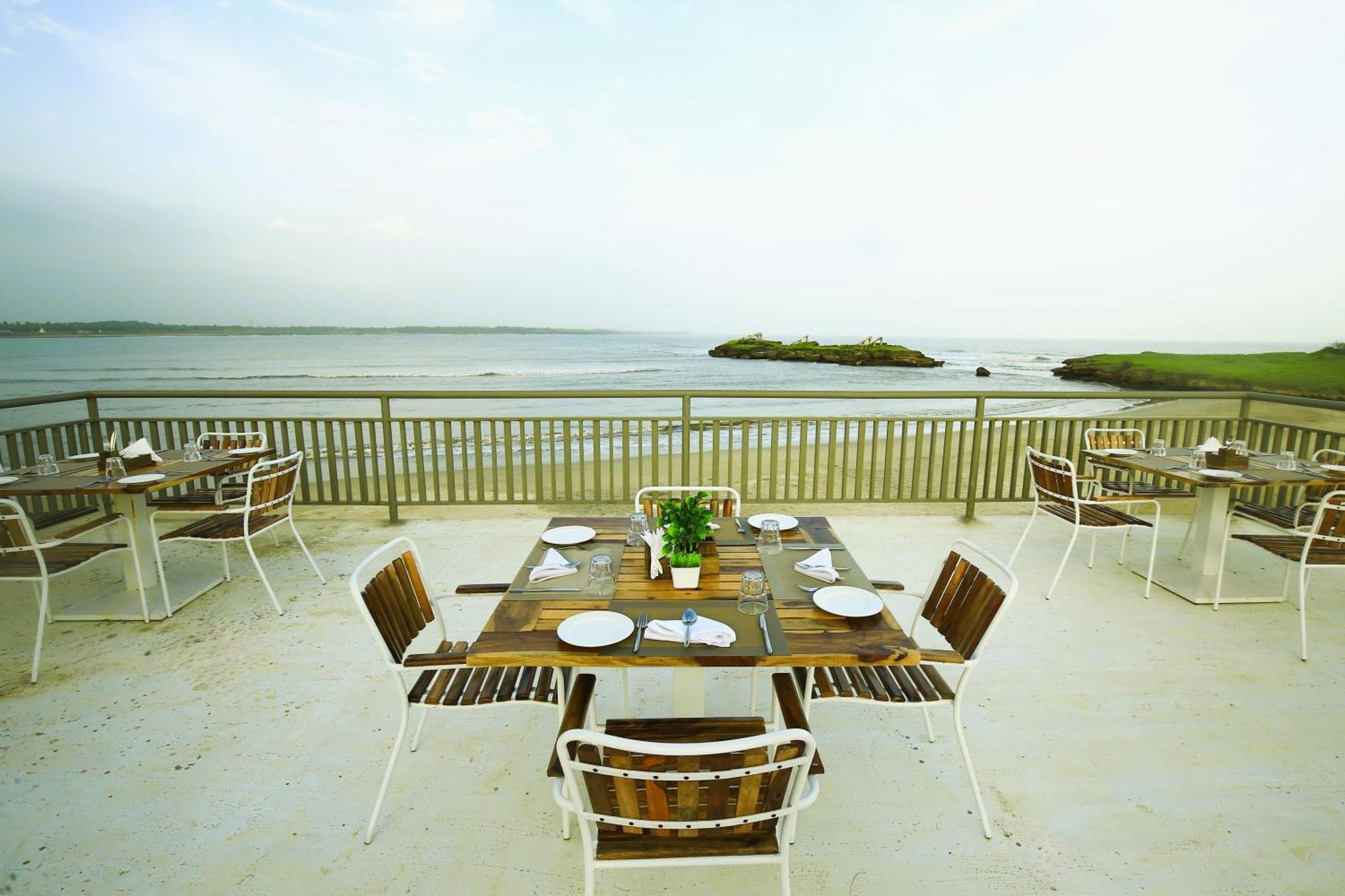 Kamnath Zinc Journey By The Fern, Diu Hotel Exterior foto